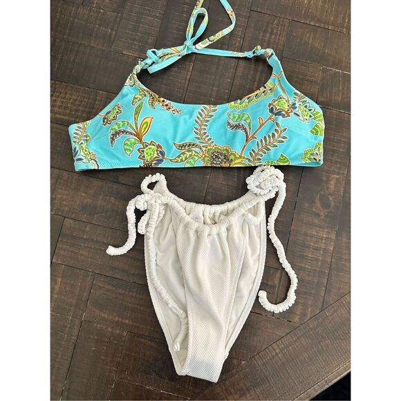 Aerie Blue Halter Top and White High Cut High Leg Cheeky Bikini Large - Picture 1 of 3